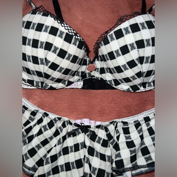 Savage x Fenty set - Picture 3 of 5